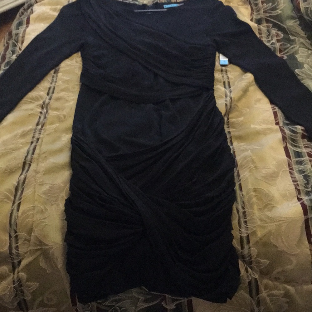 Alice + Olivia black long sleeve dress